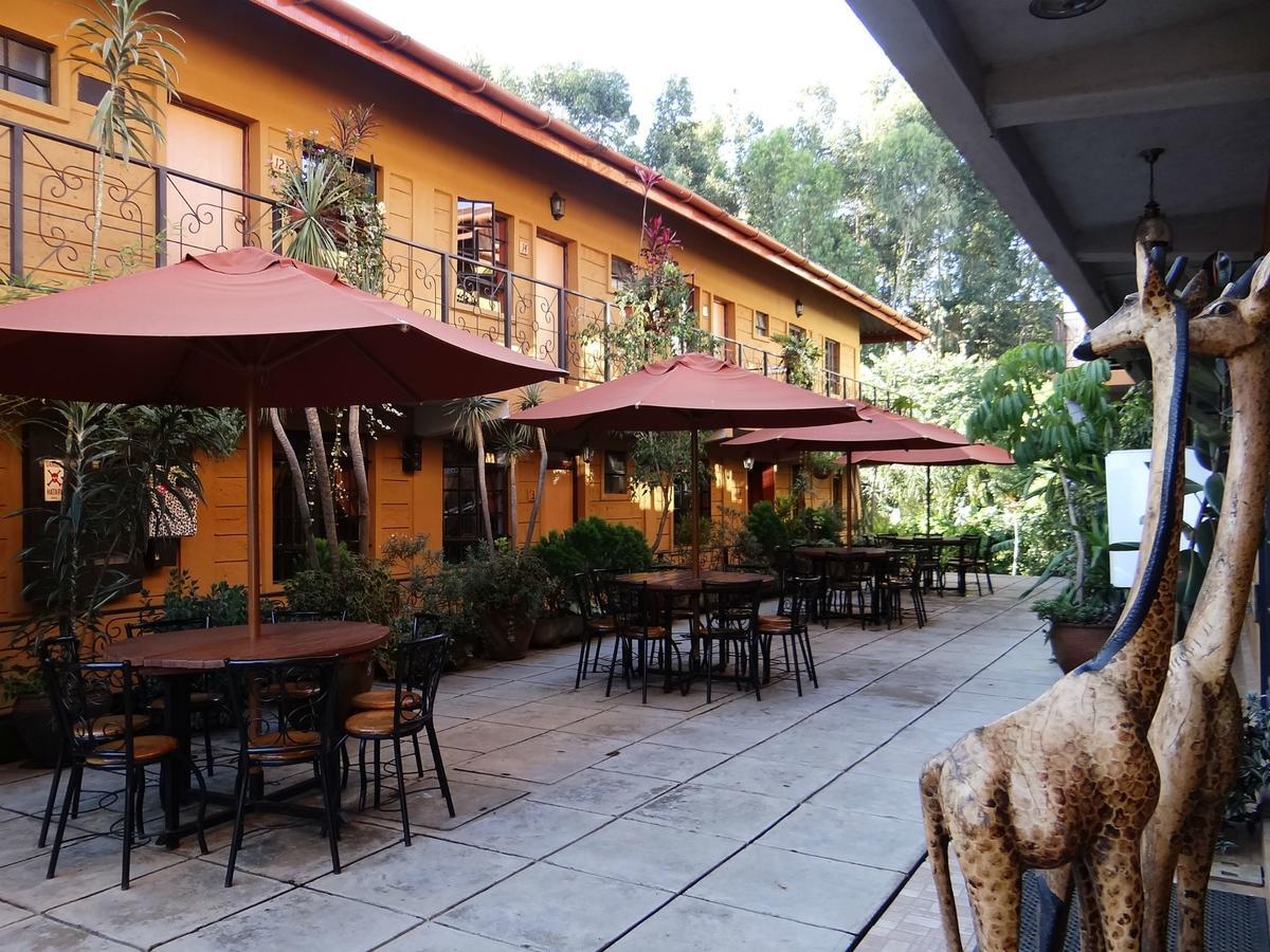 Ikweta Country Inn Maua Kaathene エクステリア 写真