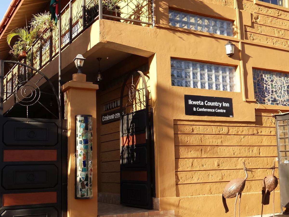 Ikweta Country Inn Maua Kaathene エクステリア 写真